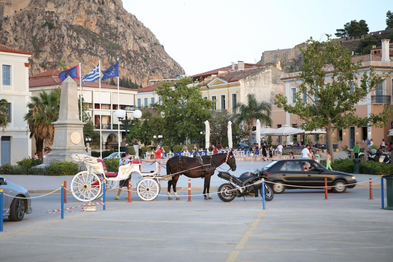 Old Town Apartment Next To Seafront Promenade Nafplio Exterior photo